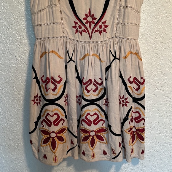 Free People Garden Party Tea Cream Embroidered Fit & Flare Mini Dress Size 10 - Picture 5 of 7